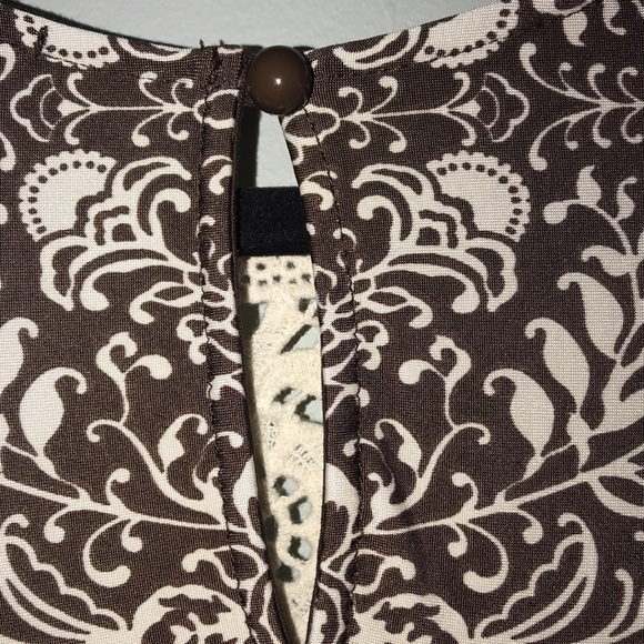 Kate & Mallory Crochet & Peony Dress Size Large - Picture 6 of 8